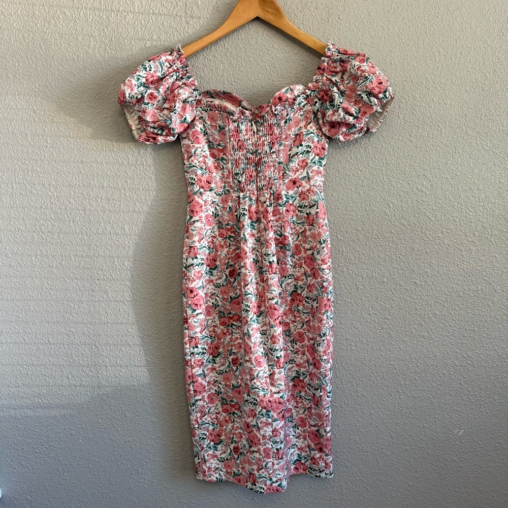 Lavish Alice Bonded Floral Off The Shoulder Puff Sleeve Satin Dress Size 4 — image 6 of 7